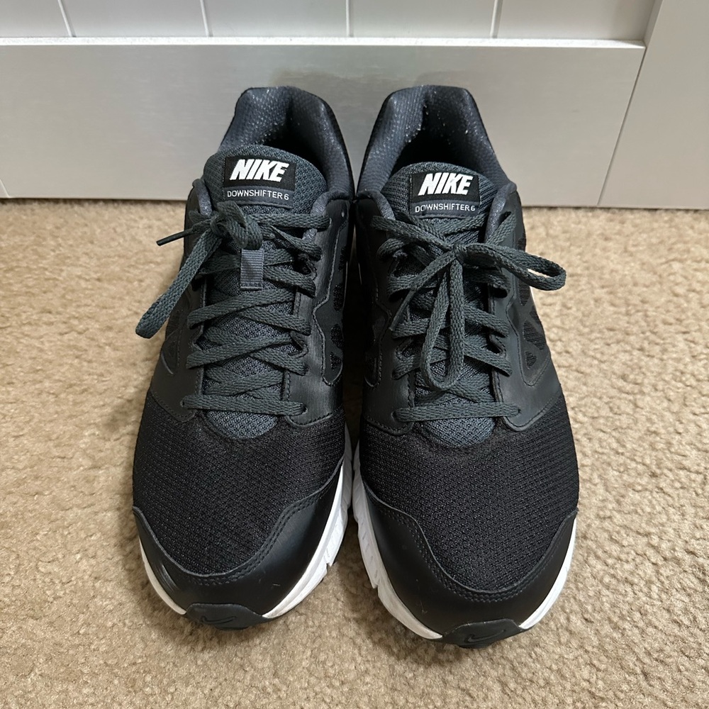 Nike Men's Black Running Shoes